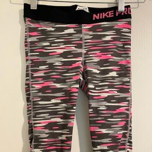 Nike Pro DriFit Leggings- Capris